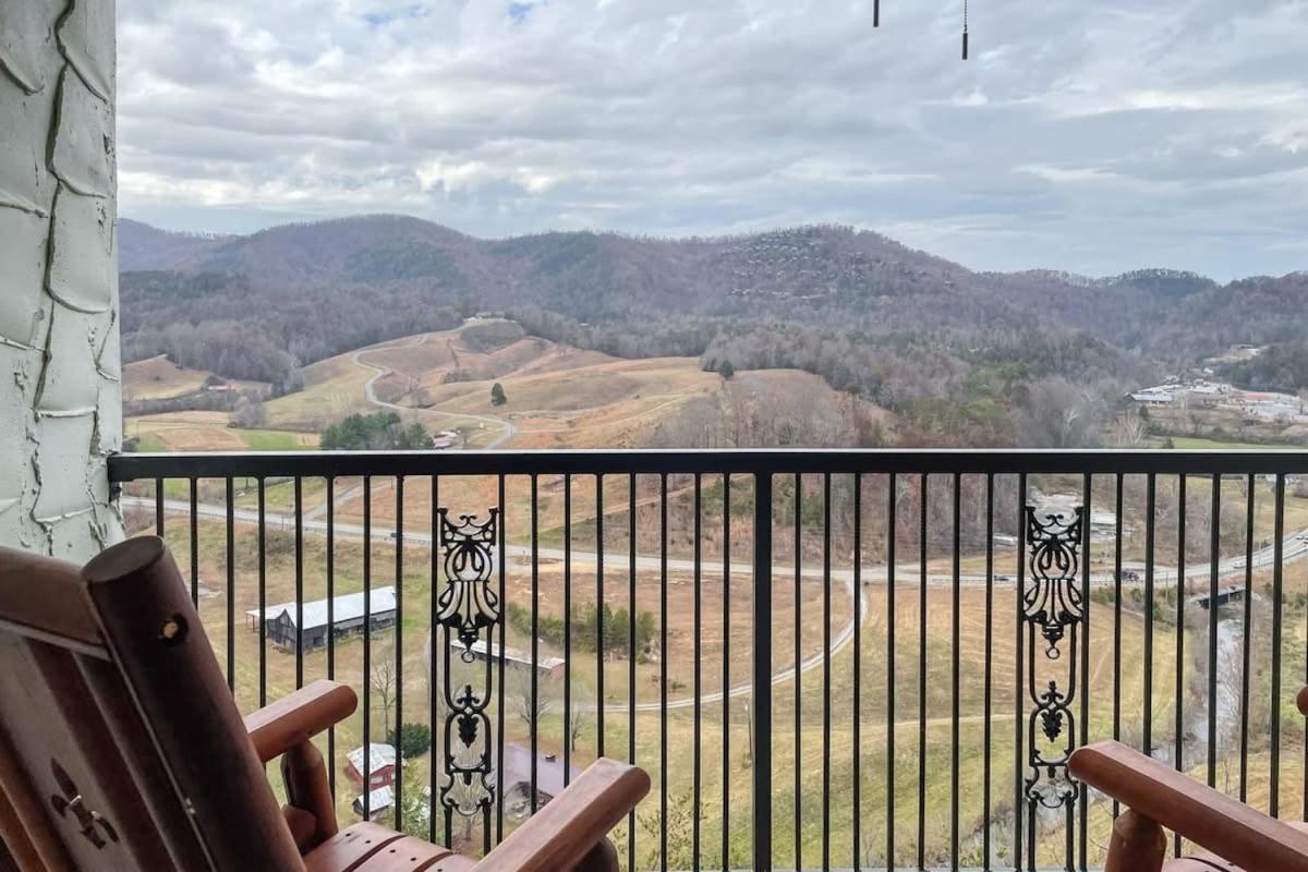 Vila Mountain Views At Dolly'S Castle Unit 7 Sevierville Exteriér fotografie